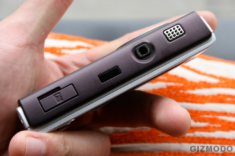 Illustration for article titled Gizmodo's Long-Ass Nokia N95 Review: Why it Rocks, Why it Sucks